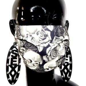 Skull & Roses Black & White Handmade Face Mask!